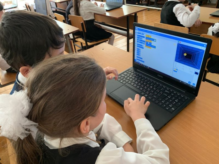 Программирование в среде Scratch..